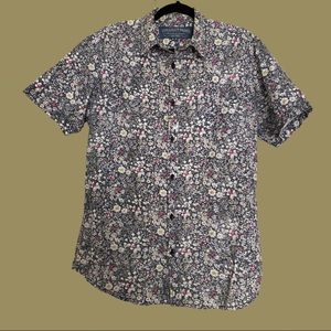 Men’s Floral Button Down/Short Sleeve